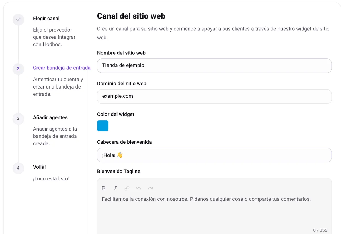 El formulario del canal «Sitio web» con el nombre del sitio, el dominio, el color del widget y el texto de bienvenida